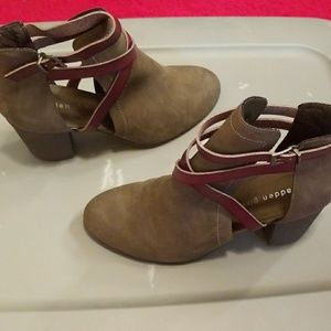 Ankle boots.